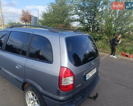 Сірий Опель Зафіра, об'ємом двигуна 1.6 л та пробігом 264 тис. км за 4500 $, фото 38 на Automoto.ua