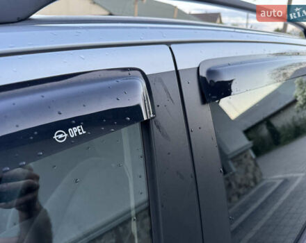 Серый Опель Зафира, объемом двигателя 1.8 л и пробегом 198 тыс. км за 4499 $, фото 57 на Automoto.ua
