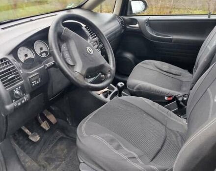 Серый Опель Зафира, объемом двигателя 1.6 л и пробегом 242 тыс. км за 3300 $, фото 7 на Automoto.ua