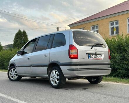 Серый Опель Зафира, объемом двигателя 2.2 л и пробегом 350 тыс. км за 3100 $, фото 1 на Automoto.ua