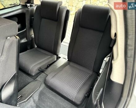 Сірий Опель Зафіра, об'ємом двигуна 1.8 л та пробігом 173 тис. км за 4999 $, фото 14 на Automoto.ua