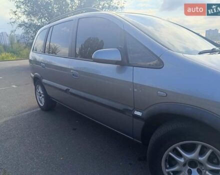 Сірий Опель Зафіра, об'ємом двигуна 1.6 л та пробігом 264 тис. км за 4500 $, фото 37 на Automoto.ua