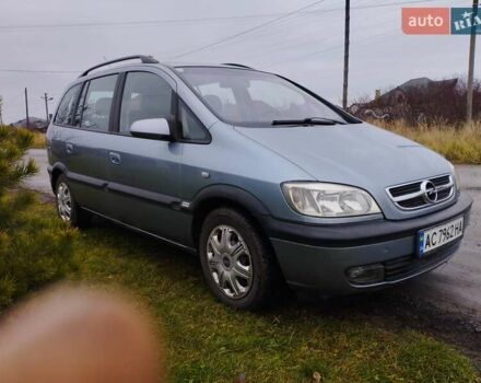Серый Опель Зафира, объемом двигателя 1.6 л и пробегом 182 тыс. км за 4200 $, фото 1 на Automoto.ua