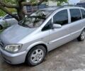 Серый Опель Зафира, объемом двигателя 2 л и пробегом 280 тыс. км за 2000 $, фото 1 на Automoto.ua