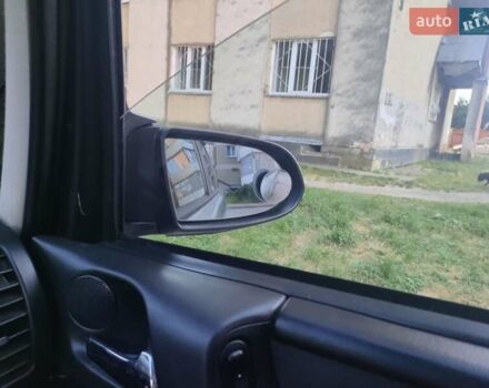 Серый Опель Зафира, объемом двигателя 2 л и пробегом 445 тыс. км за 3750 $, фото 7 на Automoto.ua