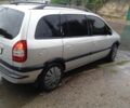 Серый Опель Зафира, объемом двигателя 2.2 л и пробегом 312 тыс. км за 3300 $, фото 1 на Automoto.ua