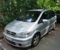 Серый Опель Зафира, объемом двигателя 2.17 л и пробегом 375 тыс. км за 2550 $, фото 1 на Automoto.ua