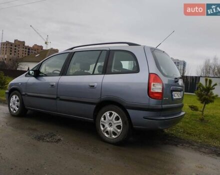 Серый Опель Зафира, объемом двигателя 1.6 л и пробегом 182 тыс. км за 4200 $, фото 3 на Automoto.ua