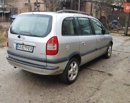 Серый Опель Зафира, объемом двигателя 2.2 л и пробегом 346 тыс. км за 3700 $, фото 3 на Automoto.ua