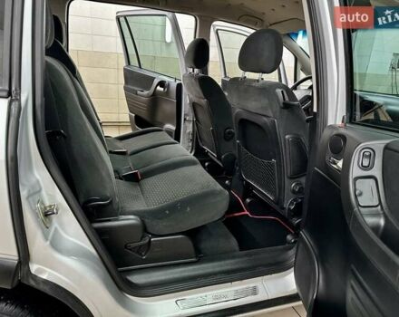 Серый Опель Зафира, объемом двигателя 1.8 л и пробегом 242 тыс. км за 4999 $, фото 16 на Automoto.ua