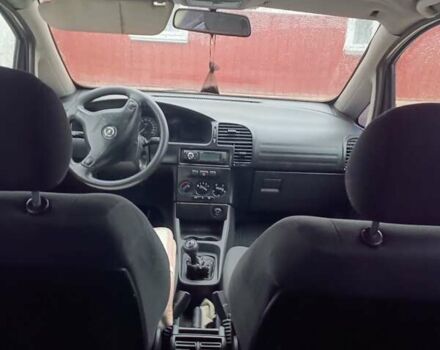 Сірий Опель Зафіра, об'ємом двигуна 2 л та пробігом 200 тис. км за 2650 $, фото 5 на Automoto.ua