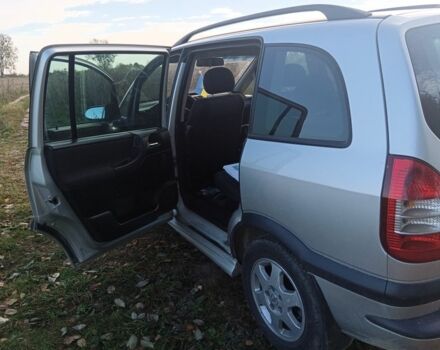 Сірий Опель Зафіра, об'ємом двигуна 2 л та пробігом 330 тис. км за 3500 $, фото 5 на Automoto.ua