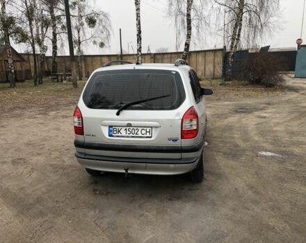 Серый Опель Зафира, объемом двигателя 2 л и пробегом 300 тыс. км за 3550 $, фото 2 на Automoto.ua