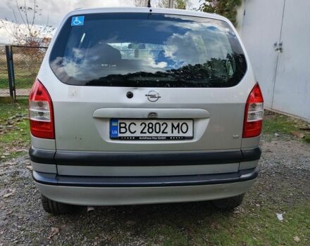 Серый Опель Зафира, объемом двигателя 1.8 л и пробегом 200 тыс. км за 4800 $, фото 4 на Automoto.ua
