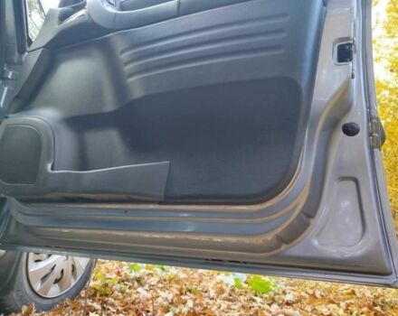 Серый Опель Зафира, объемом двигателя 1.8 л и пробегом 239 тыс. км за 4200 $, фото 15 на Automoto.ua