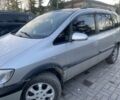 Серый Опель Зафира, объемом двигателя 2 л и пробегом 350 тыс. км за 1800 $, фото 1 на Automoto.ua