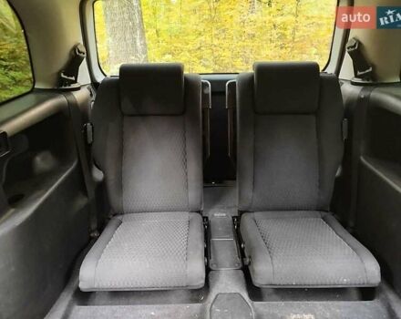 Сірий Опель Зафіра, об'ємом двигуна 1.8 л та пробігом 239 тис. км за 4200 $, фото 18 на Automoto.ua