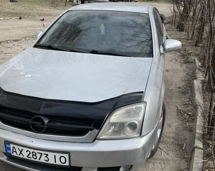 Серый Опель Зафира, объемом двигателя 2.2 л и пробегом 290 тыс. км за 3550 $, фото 3 на Automoto.ua