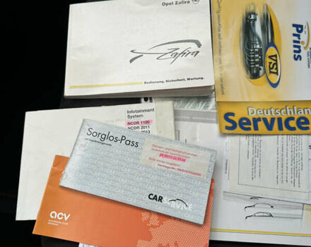 Серый Опель Зафира, объемом двигателя 1.8 л и пробегом 198 тыс. км за 4499 $, фото 86 на Automoto.ua