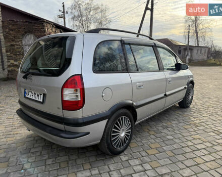 Серый Опель Зафира, объемом двигателя 1.8 л и пробегом 280 тыс. км за 4000 $, фото 16 на Automoto.ua