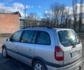 Сірий Опель Зафіра, об'ємом двигуна 2.2 л та пробігом 300 тис. км за 2450 $, фото 3 на Automoto.ua