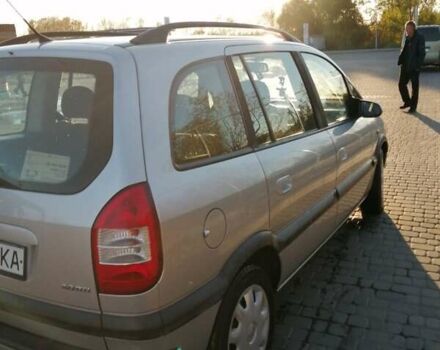 Серый Опель Зафира, объемом двигателя 2 л и пробегом 259 тыс. км за 3400 $, фото 1 на Automoto.ua