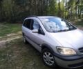 Серый Опель Зафира, объемом двигателя 1.6 л и пробегом 332 тыс. км за 4000 $, фото 1 на Automoto.ua