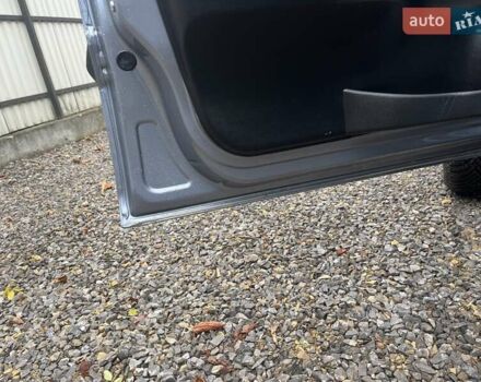 Сірий Опель Зафіра, об'ємом двигуна 2 л та пробігом 449 тис. км за 4300 $, фото 14 на Automoto.ua