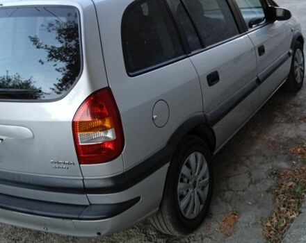 Серый Опель Зафира, объемом двигателя 2 л и пробегом 280 тыс. км за 4000 $, фото 3 на Automoto.ua