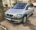 Серый Опель Зафира, объемом двигателя 2.2 л и пробегом 310 тыс. км за 4100 $, фото 1 на Automoto.ua