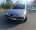 Серый Опель Зафира, объемом двигателя 1.6 л и пробегом 264 тыс. км за 4500 $, фото 1 на Automoto.ua