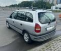 Серый Опель Зафира, объемом двигателя 2.2 л и пробегом 250 тыс. км за 2000 $, фото 5 на Automoto.ua