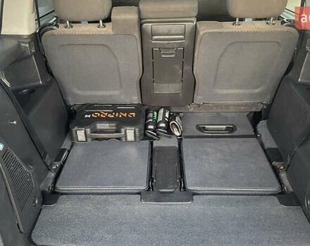 Сірий Опель Зафіра, об'ємом двигуна 2 л та пробігом 211 тис. км за 4300 $, фото 17 на Automoto.ua