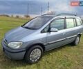 Серый Опель Зафира, объемом двигателя 2 л и пробегом 315 тыс. км за 2800 $, фото 3 на Automoto.ua