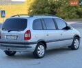 Серый Опель Зафира, объемом двигателя 2 л и пробегом 300 тыс. км за 4300 $, фото 9 на Automoto.ua
