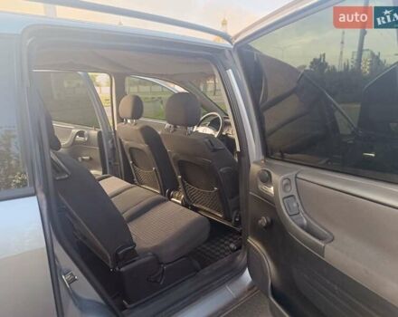 Сірий Опель Зафіра, об'ємом двигуна 1.6 л та пробігом 173 тис. км за 4100 $, фото 29 на Automoto.ua