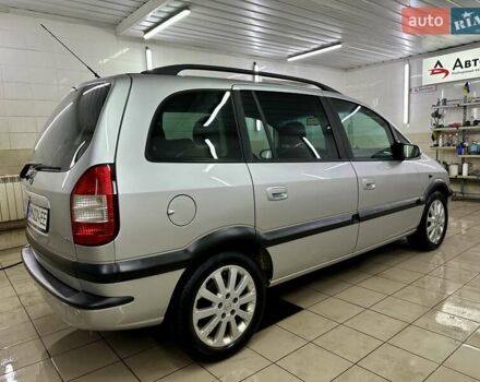 Серый Опель Зафира, объемом двигателя 1.8 л и пробегом 242 тыс. км за 4999 $, фото 9 на Automoto.ua