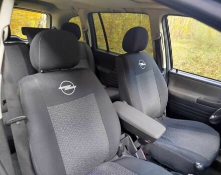 Серый Опель Зафира, объемом двигателя 1.8 л и пробегом 239 тыс. км за 4200 $, фото 16 на Automoto.ua