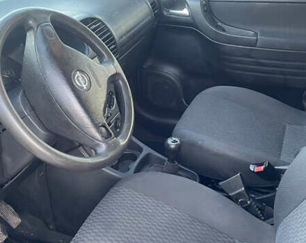 Сірий Опель Зафіра, об'ємом двигуна 2 л та пробігом 211 тис. км за 4300 $, фото 18 на Automoto.ua