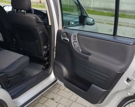 Сірий Опель Зафіра, об'ємом двигуна 1.8 л та пробігом 226 тис. км за 5500 $, фото 8 на Automoto.ua