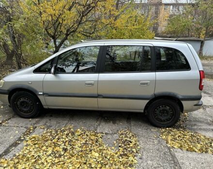 Серый Опель Зафира, объемом двигателя 1.8 л и пробегом 245 тыс. км за 2625 $, фото 3 на Automoto.ua