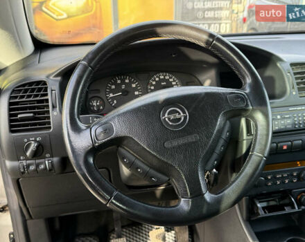 Серый Опель Зафира, объемом двигателя 1.8 л и пробегом 226 тыс. км за 5500 $, фото 38 на Automoto.ua