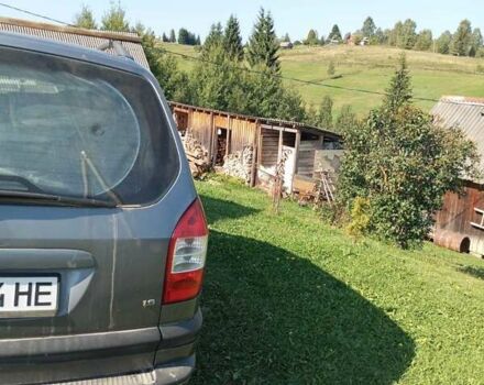 Серый Опель Зафира, объемом двигателя 1.6 л и пробегом 290 тыс. км за 3600 $, фото 1 на Automoto.ua