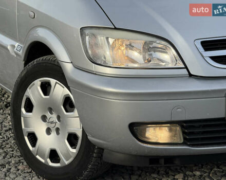 Серый Опель Зафира, объемом двигателя 1.8 л и пробегом 226 тыс. км за 5500 $, фото 8 на Automoto.ua