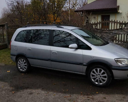 Серый Опель Зафира, объемом двигателя 2.2 л и пробегом 280 тыс. км за 4700 $, фото 4 на Automoto.ua