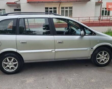 Серый Опель Зафира, объемом двигателя 1.8 л и пробегом 250 тыс. км за 3200 $, фото 7 на Automoto.ua