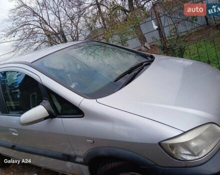 Серый Опель Зафира, объемом двигателя 2 л и пробегом 390 тыс. км за 4100 $, фото 4 на Automoto.ua