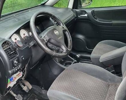 Серый Опель Зафира, объемом двигателя 1.8 л и пробегом 250 тыс. км за 3200 $, фото 10 на Automoto.ua