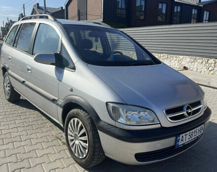 Серый Опель Зафира, объемом двигателя 2.17 л и пробегом 360 тыс. км за 2999 $, фото 3 на Automoto.ua