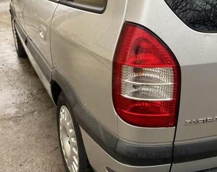 Серый Опель Зафира, объемом двигателя 1.8 л и пробегом 251 тыс. км за 4999 $, фото 22 на Automoto.ua